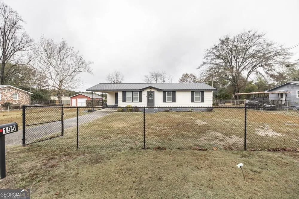 195 Wimberly DR Jeffersonville, GA 31044