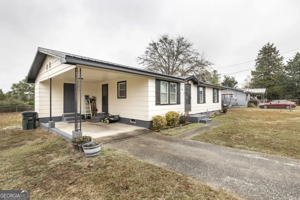 195 Wimberly DR Jeffersonville, GA 31044