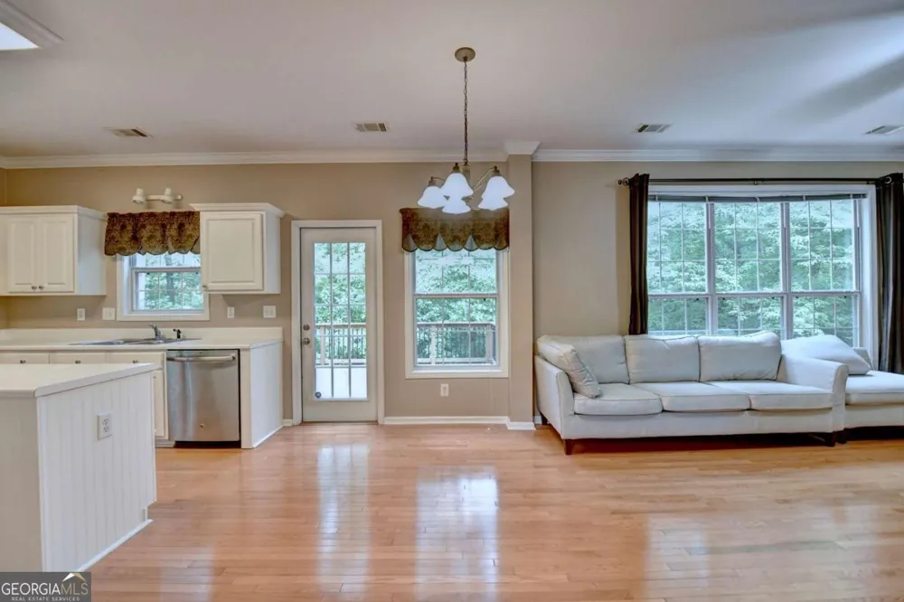 2172 Woodbriar DR Buford, GA 30518