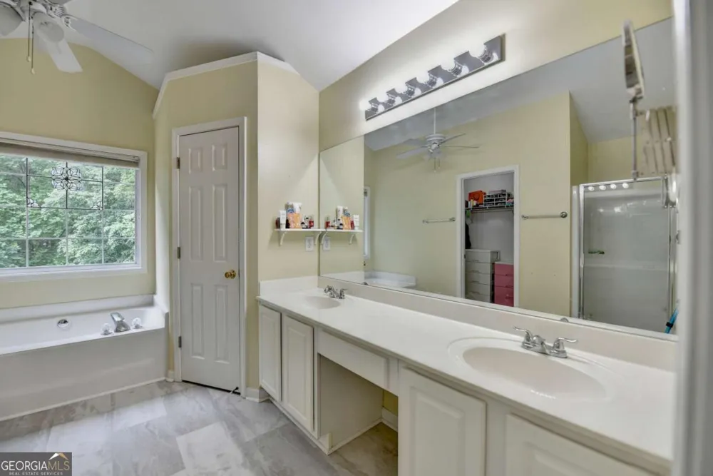 2172 Woodbriar DR Buford, GA 30518