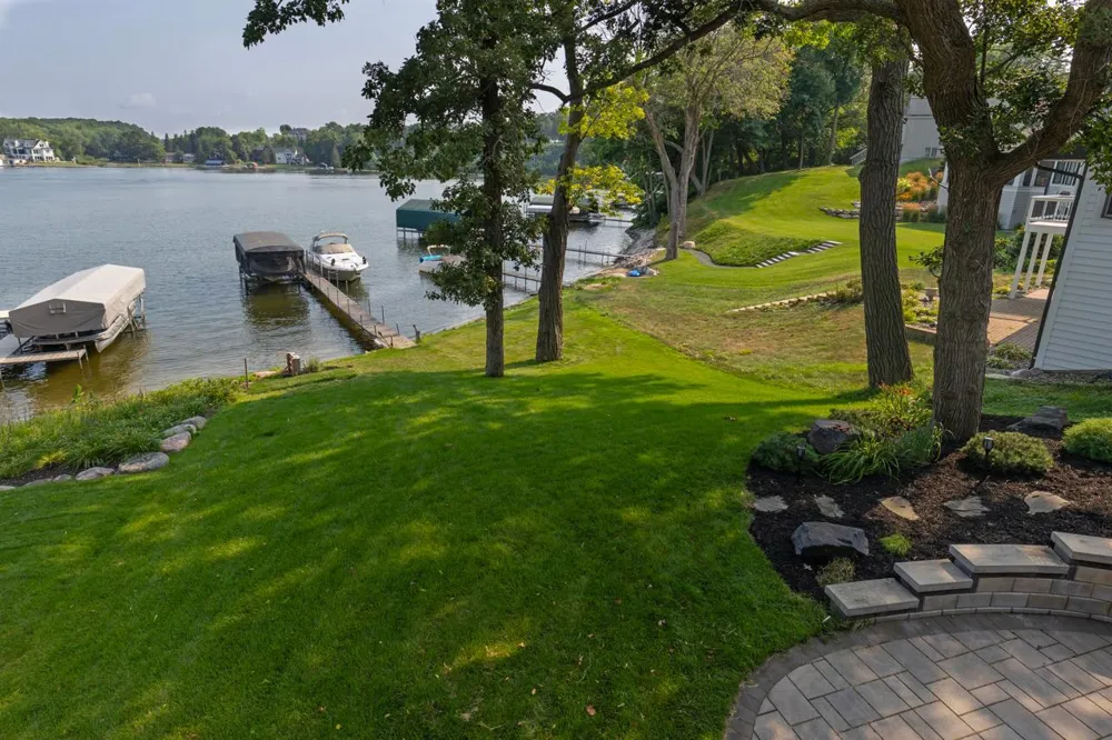 6199 Sinclair Road Mound, MN 55364