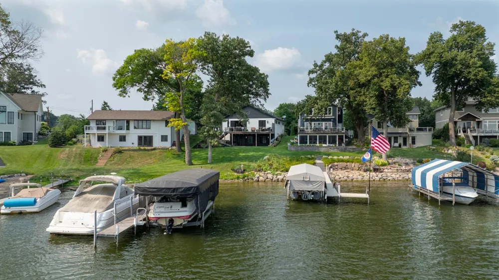 6199 Sinclair Road Mound, MN 55364