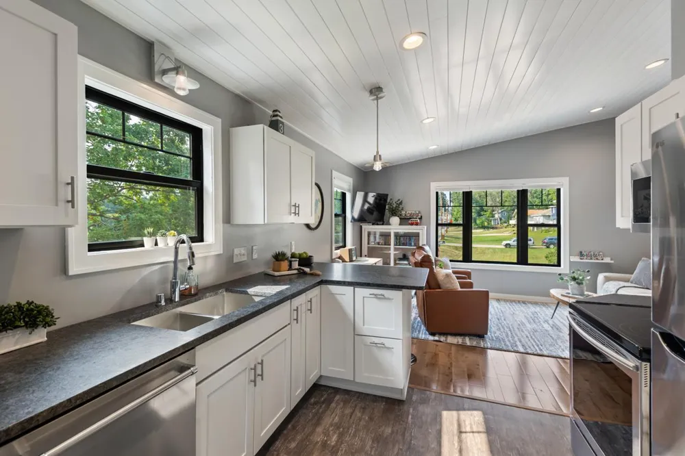 6199 Sinclair Road Mound, MN 55364