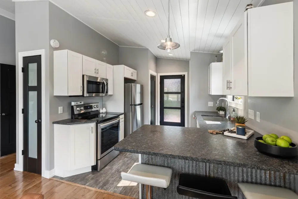 6199 Sinclair Road Mound, MN 55364