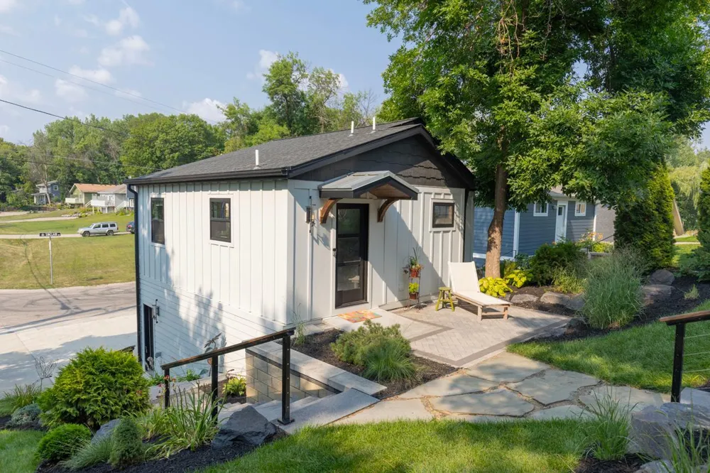 6199 Sinclair Road Mound, MN 55364