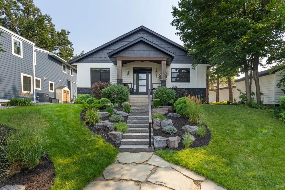 6199 Sinclair Road Mound, MN 55364