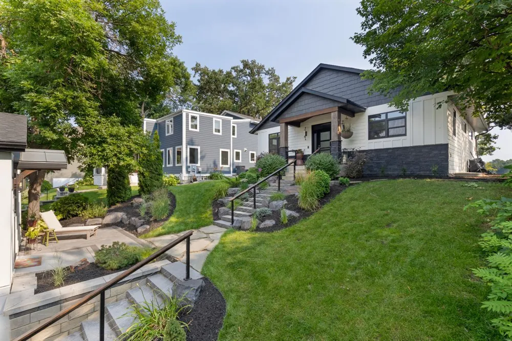 6199 Sinclair Road Mound, MN 55364