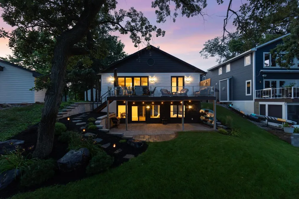 6199 Sinclair Road Mound, MN 55364