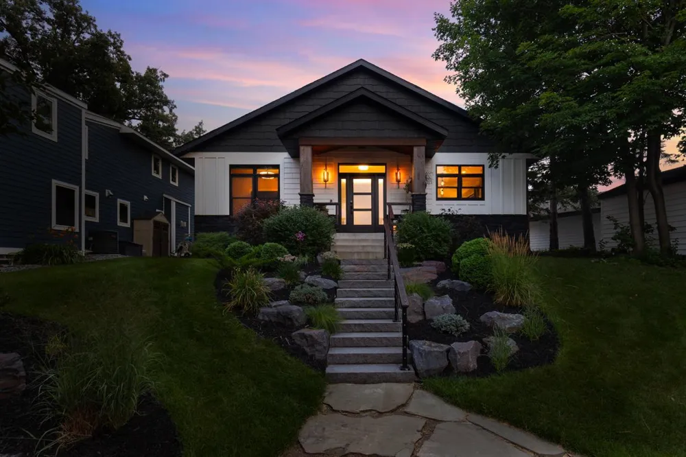 6199 Sinclair Road Mound, MN 55364