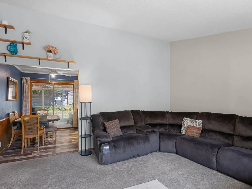 4916 Hanover Road Mound, MN 55364