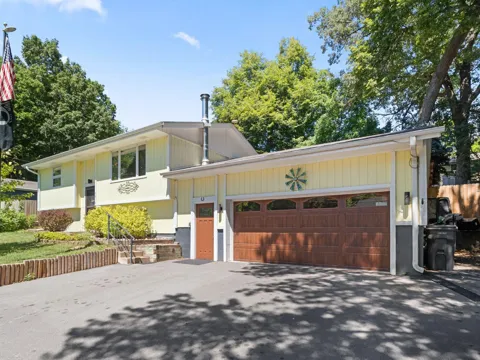 4916 Hanover Road