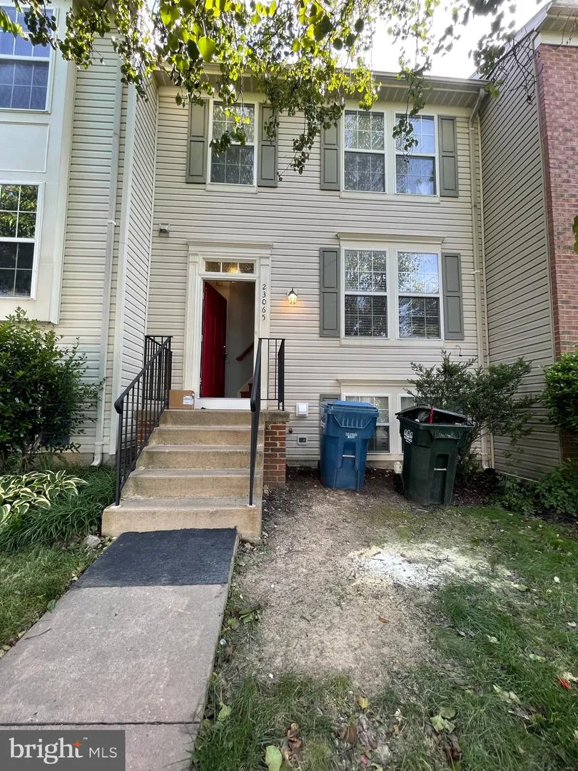 23065 POTOMAC HILL SQUARE Sterling, VA 20166