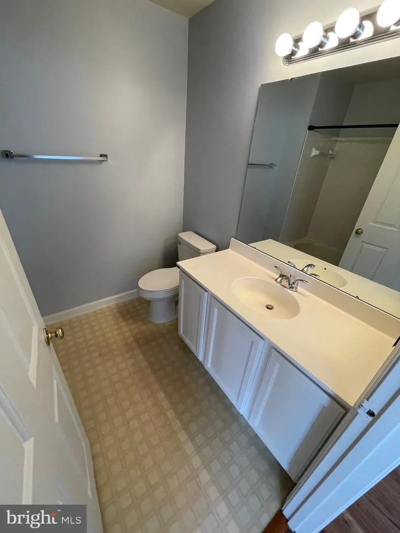 23065 POTOMAC HILL SQUARE Sterling, VA 20166
