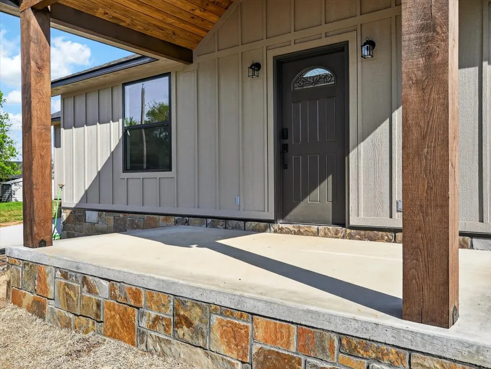 301 Swanson Road McCurtain, OK 74944