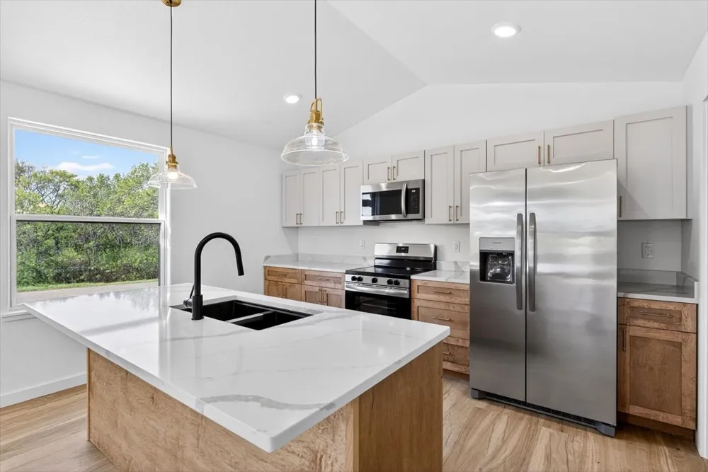 301 Swanson Road McCurtain, OK 74944
