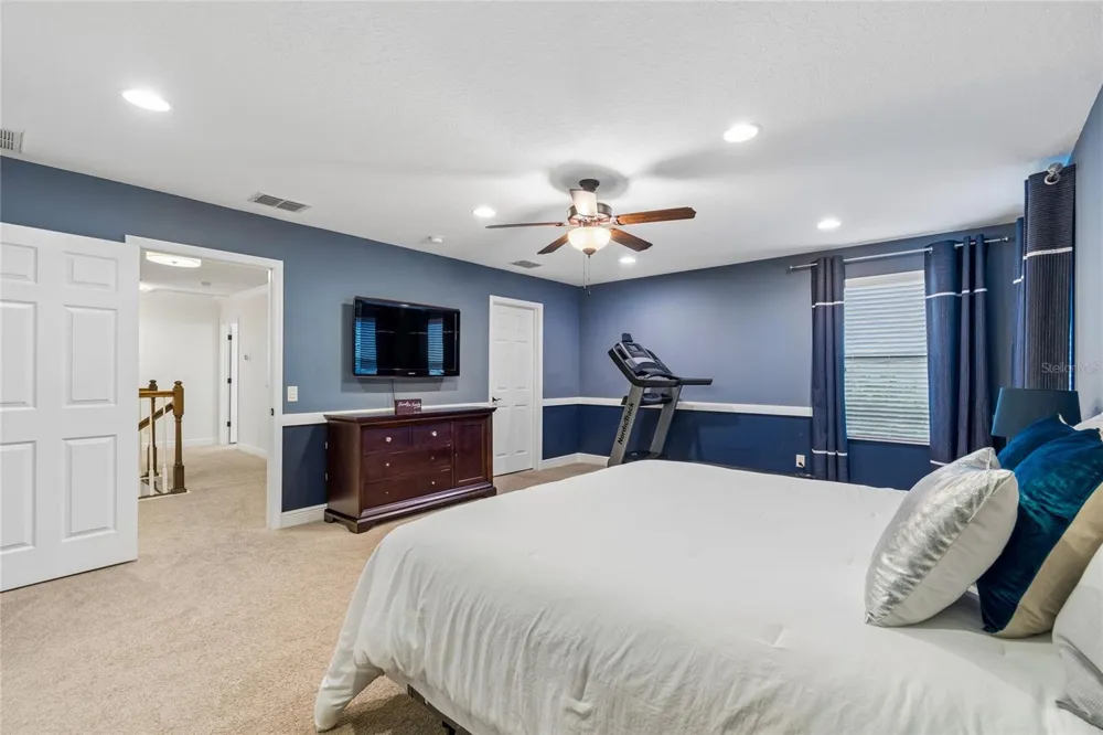 1657 FEATHER GRASS LOOP Lutz, FL 33558