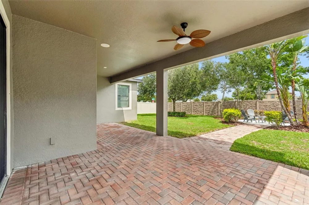 1657 FEATHER GRASS LOOP Lutz, FL 33558