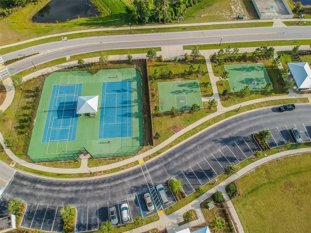 1657 FEATHER GRASS LOOP Lutz, FL 33558