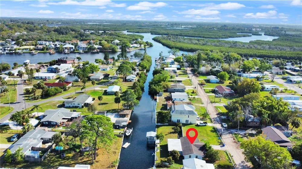 133 NW 18TH STREET Ruskin, FL 33570