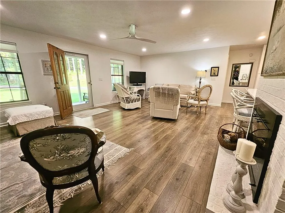 816 Bruce Jackson Road Newnan, GA 30263