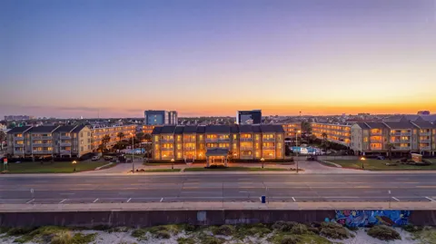 6300 Seawall Boulevard #6107