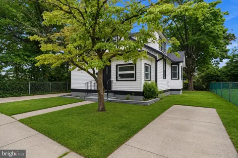 17 BOWERS AVENUE
