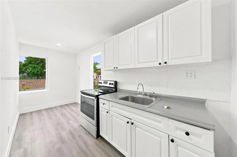 128 NW 9th Ave #2 Miami, FL 33128