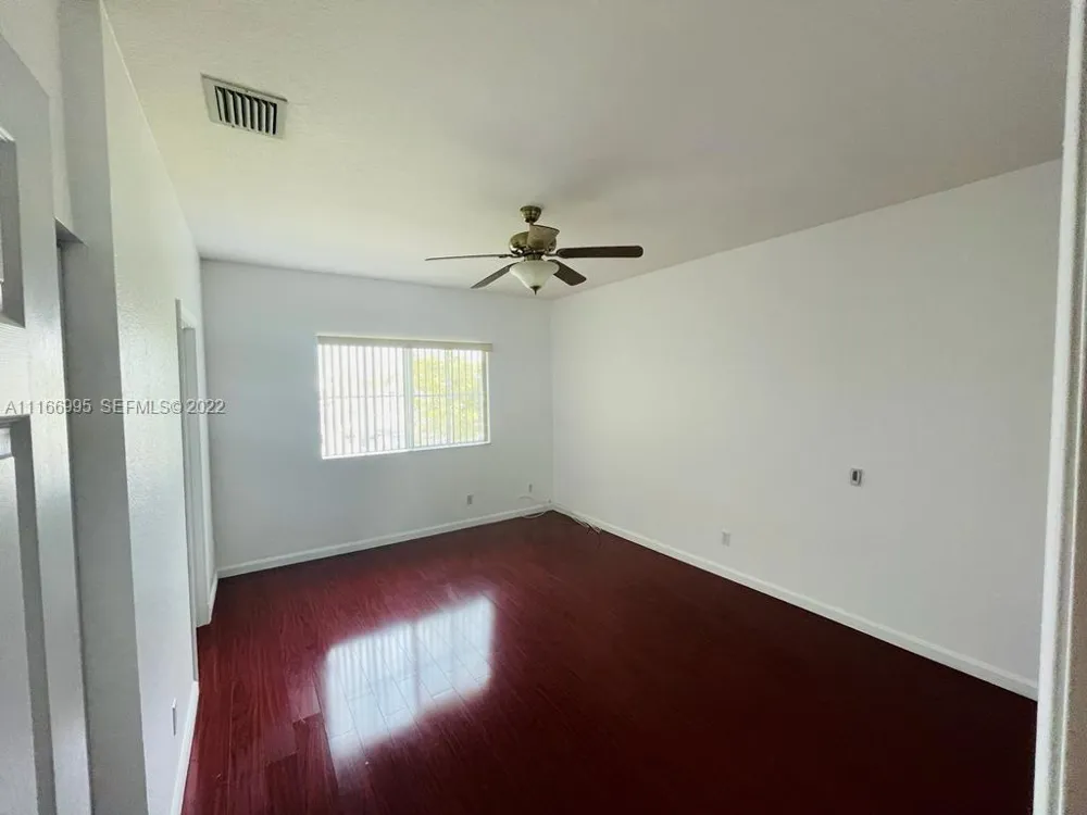 903 SANTA CATALINA CIRCLE North Lauderdale, FL 33068