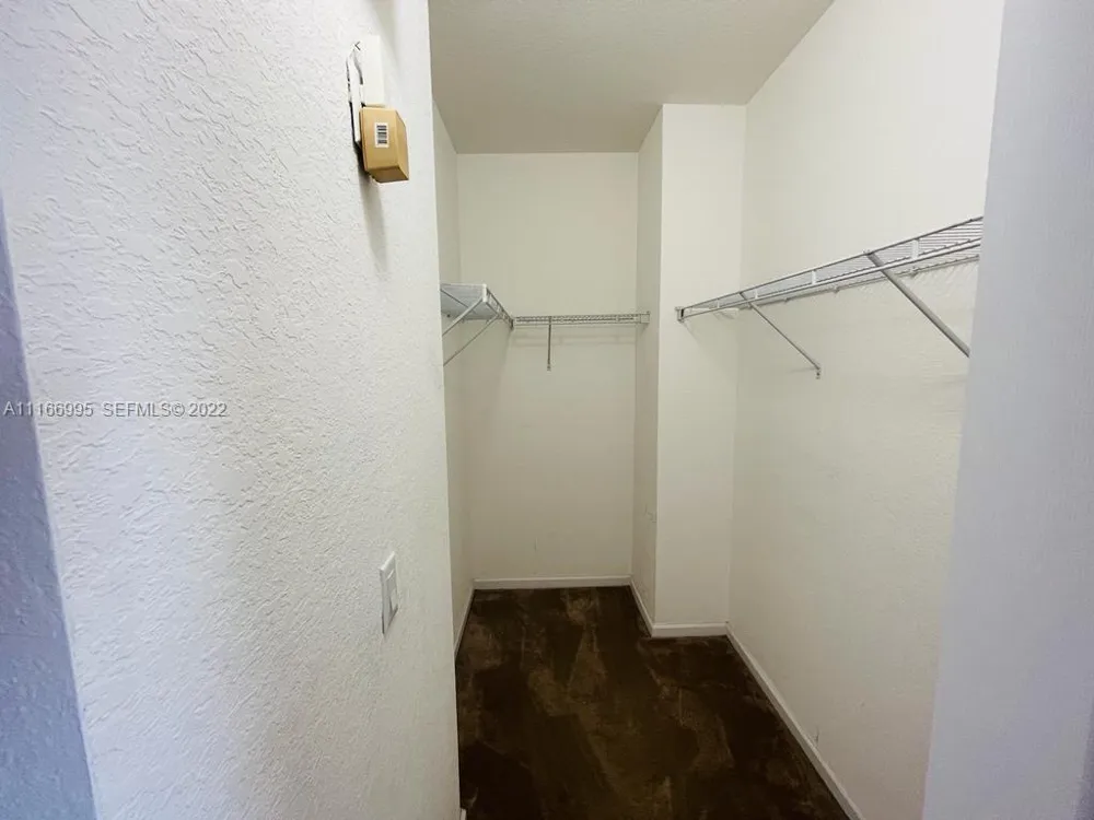 903 SANTA CATALINA CIRCLE North Lauderdale, FL 33068
