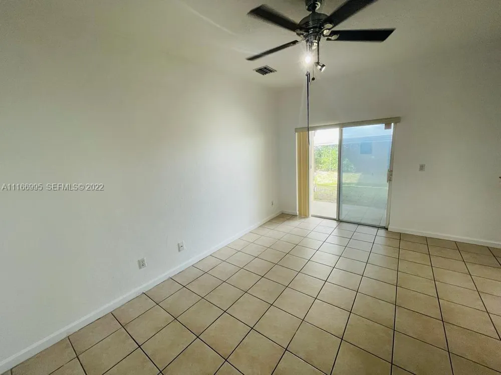 903 SANTA CATALINA CIRCLE North Lauderdale, FL 33068