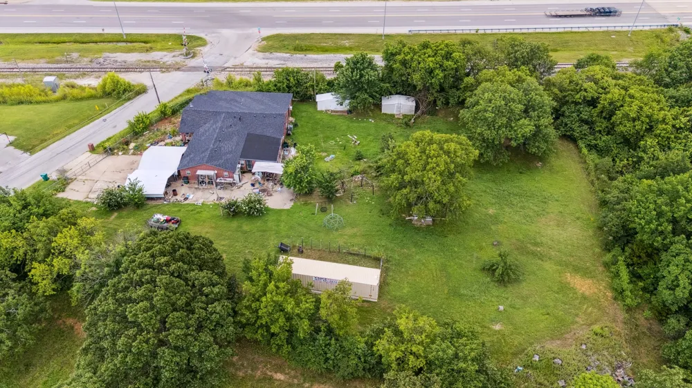 10 Sahoma Lake Road Sapulpa, OK 74066
