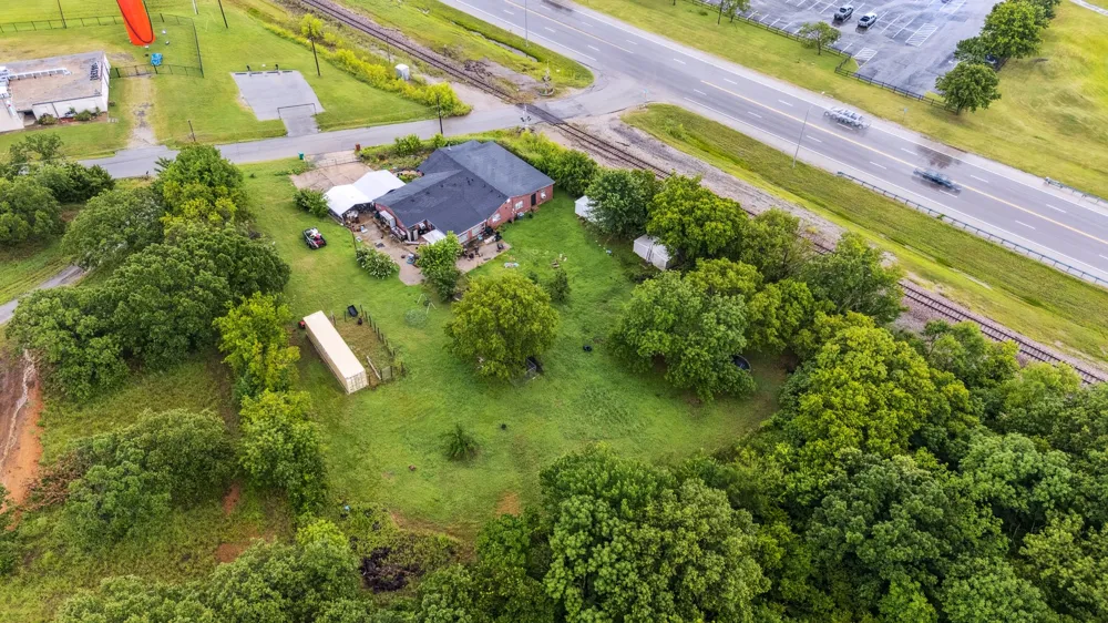 10 Sahoma Lake Road Sapulpa, OK 74066