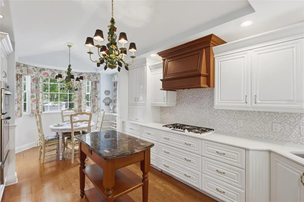 1798 LINCOLN PARK CIRCLE Sarasota, FL 34236