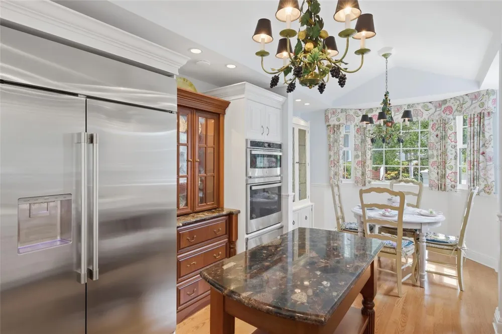 1798 LINCOLN PARK CIRCLE Sarasota, FL 34236