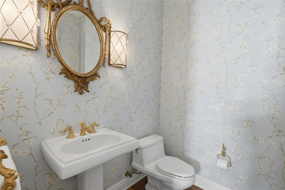 1798 LINCOLN PARK CIRCLE Sarasota, FL 34236