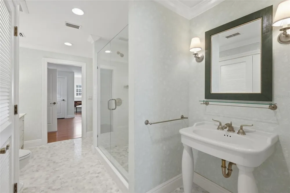 1798 LINCOLN PARK CIRCLE Sarasota, FL 34236