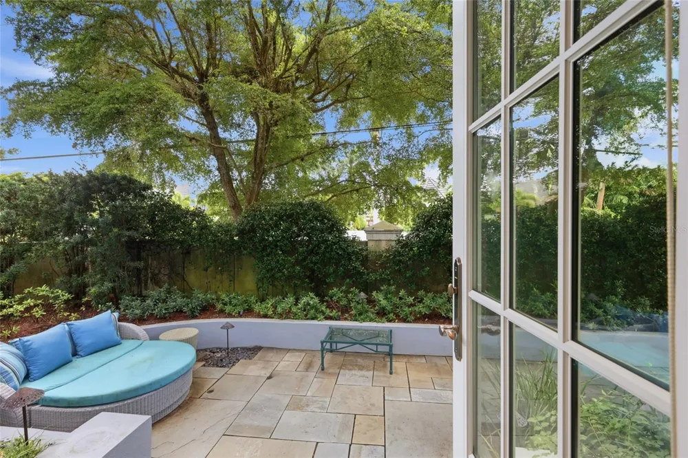 1798 LINCOLN PARK CIRCLE Sarasota, FL 34236