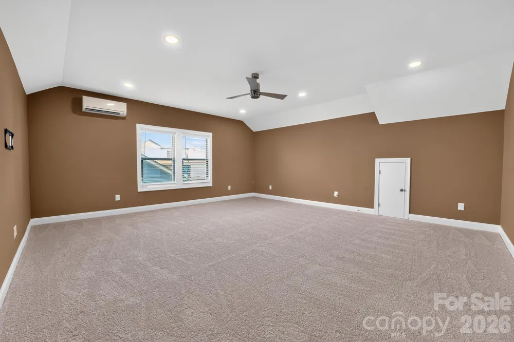15319 Venezia Lane Huntersville, NC 28078