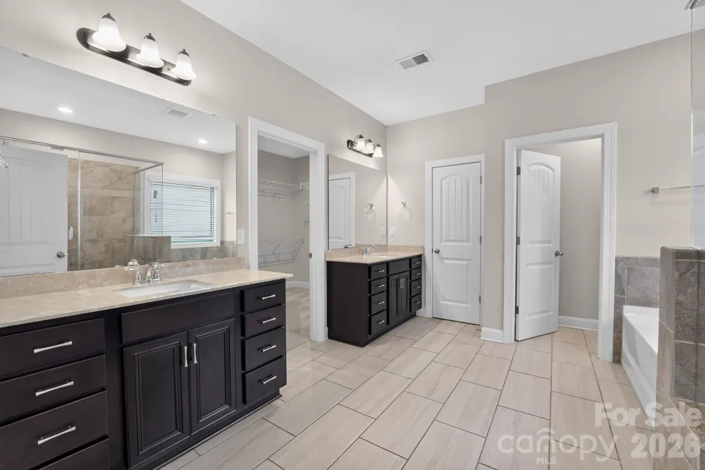 15319 Venezia Lane Huntersville, NC 28078
