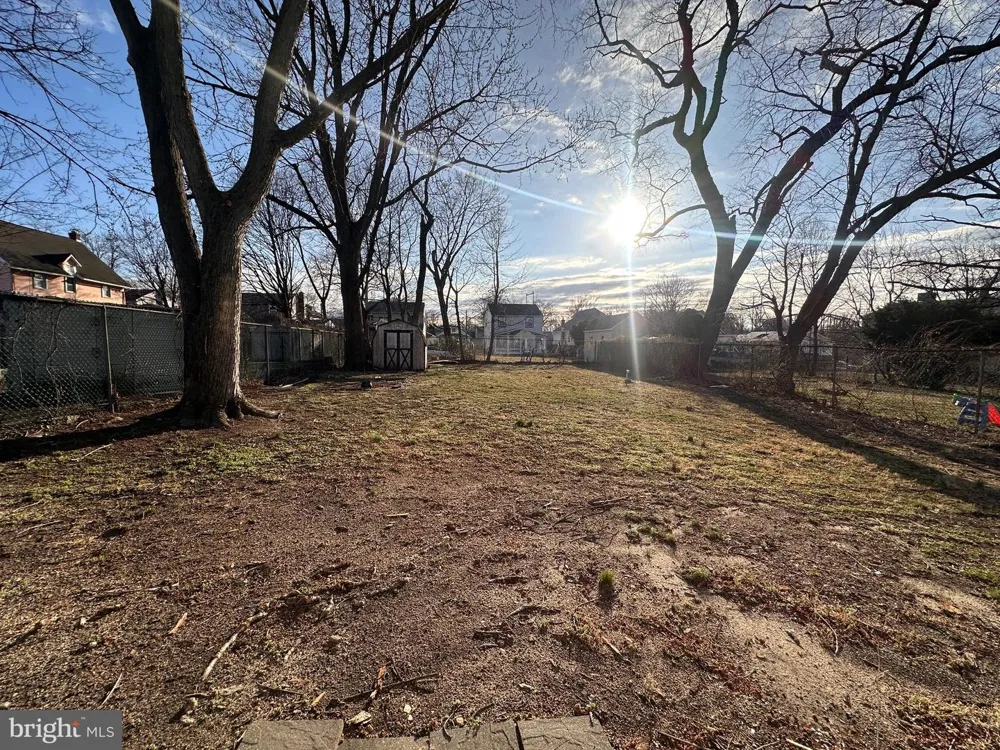 225 VELDE AVENUE Pennsauken, NJ 08110