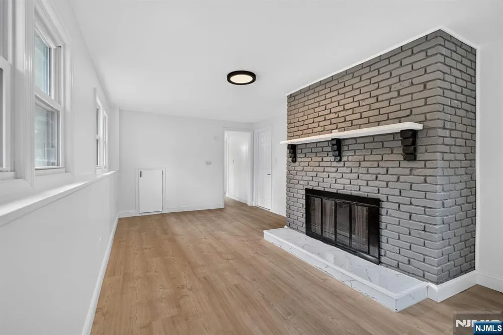 150 Mount Olive Road Mount Olive Township, NJ 07836