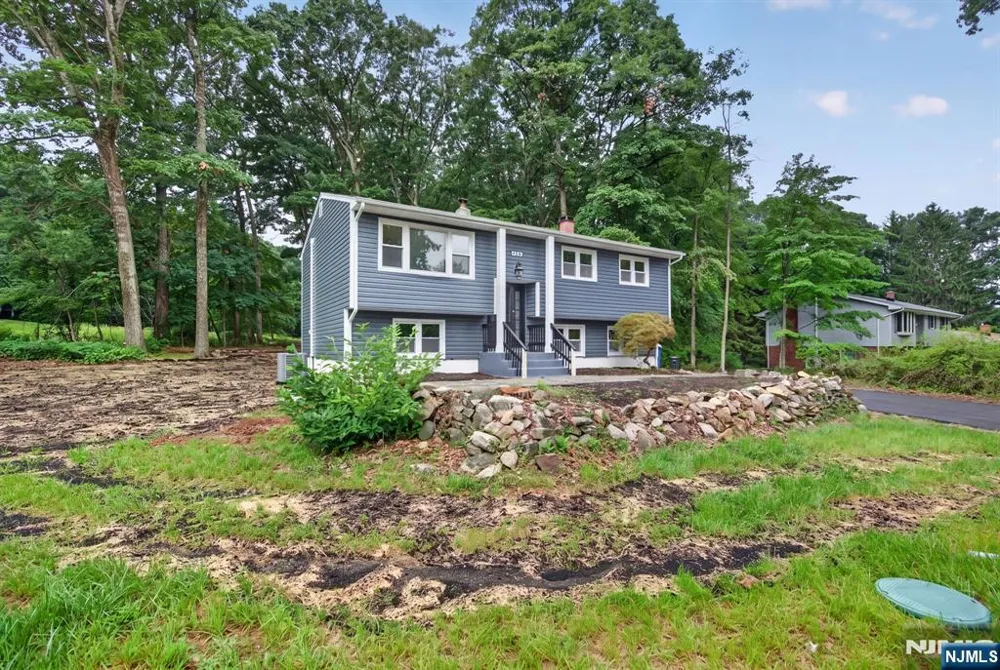 150 Mount Olive Road Mount Olive Township, NJ 07836