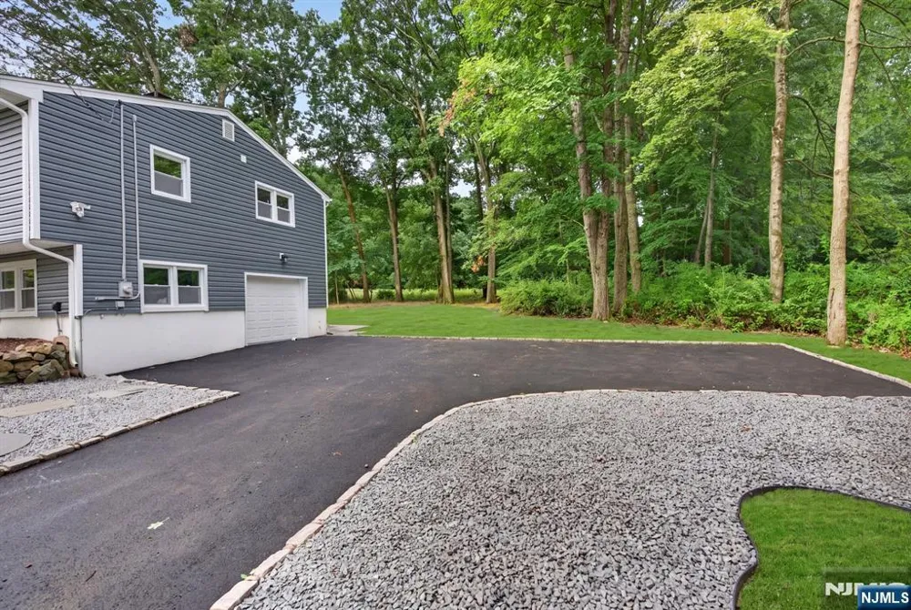 150 Mount Olive Road Mount Olive Township, NJ 07836