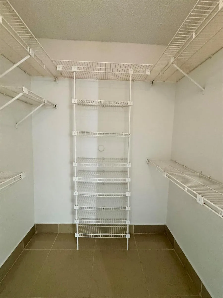 7770 NW 50TH STREET #209 Lauderhill, FL 33351