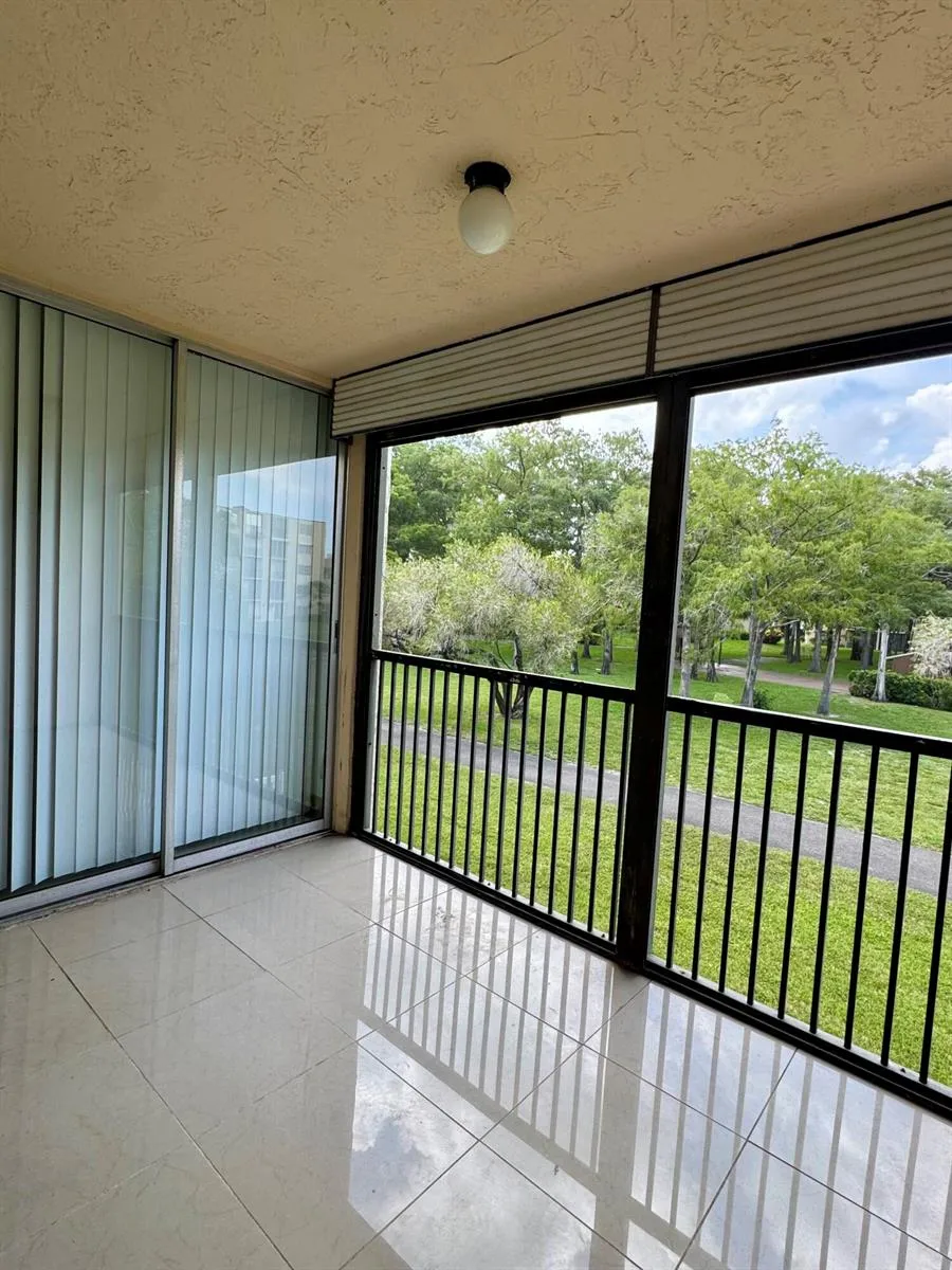 7770 NW 50TH STREET #209 Lauderhill, FL 33351
