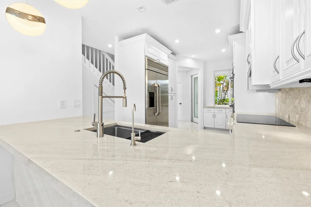 88 Lakeshore Drive Hypoluxo, FL 33462