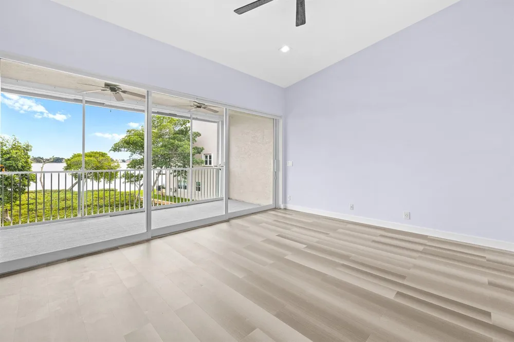 88 Lakeshore Drive Hypoluxo, FL 33462