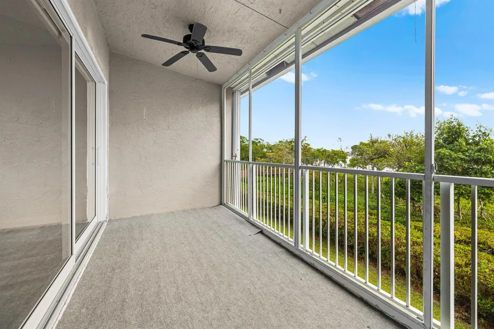 88 Lakeshore Drive Hypoluxo, FL 33462