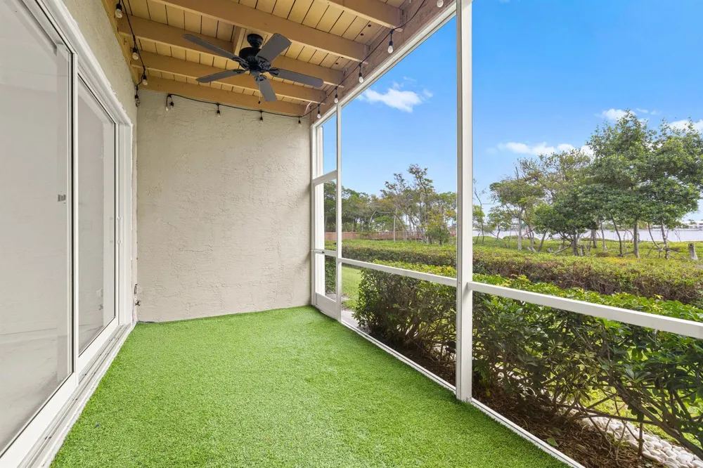 88 Lakeshore Drive Hypoluxo, FL 33462