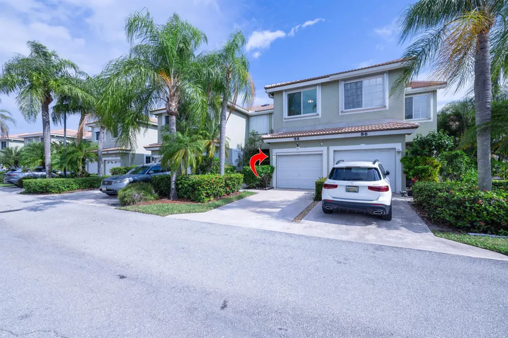 88 Lakeshore Drive Hypoluxo, FL 33462